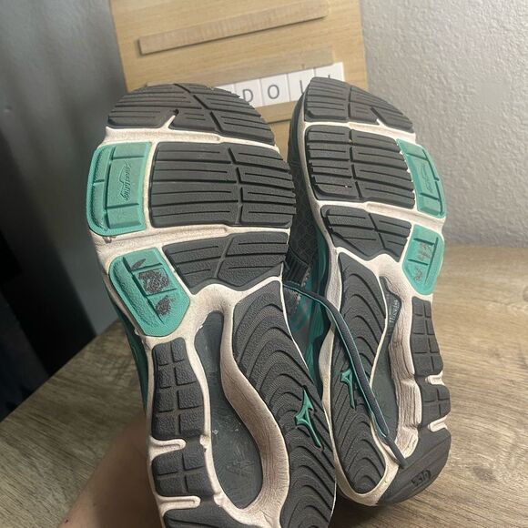 Mizuno Wave Paradox 2 Running Shoes Sneakers Size 8 - Picture 5 of 7